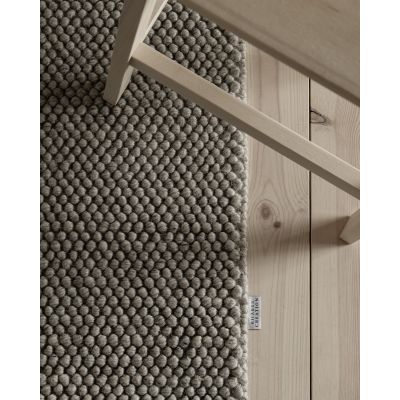 Sarek natural taupe - håndvevd ullteppe